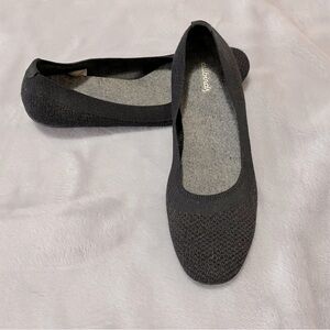 Allbirds women’s dark gray Tree Breezers flats